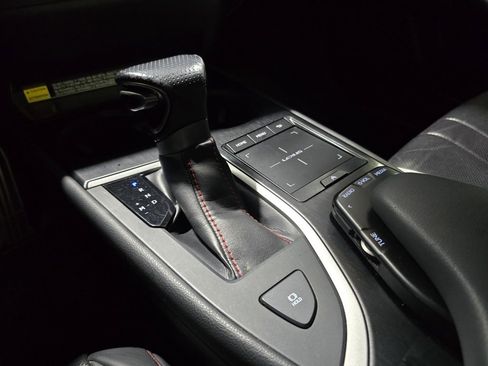 Used 2019 Lexus UX 200 F Sport image 24