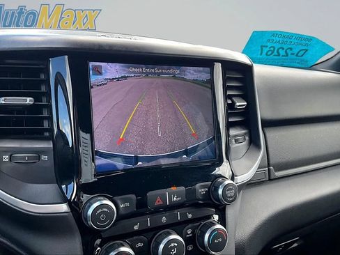 Used 2022 RAM 1500 Big Horn AWD/4WD image 15