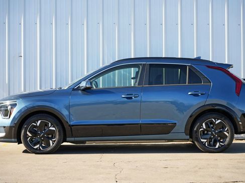 Used 2023 Kia Niro Wind w/ Wind Preserve Package image 8
