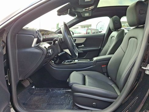 Used 2025 Mercedes-Benz CLA 250 image 13