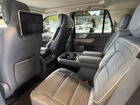 Used 2019 Lincoln Navigator Black Label w/ Cargo Package AWD/4WD image 25