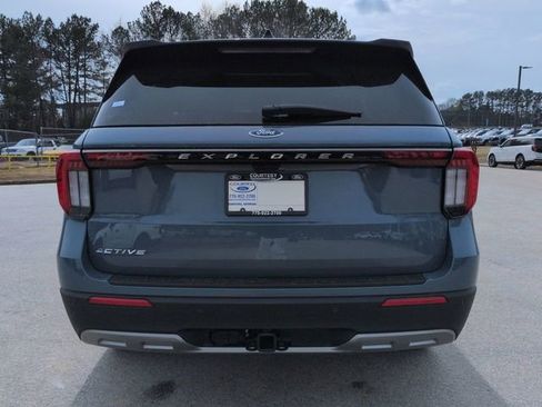 New 2026 Ford Explorer Active w/ Active Comfort Package image 6