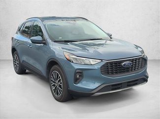 Used 2023 Ford Escape SE FWD video 3