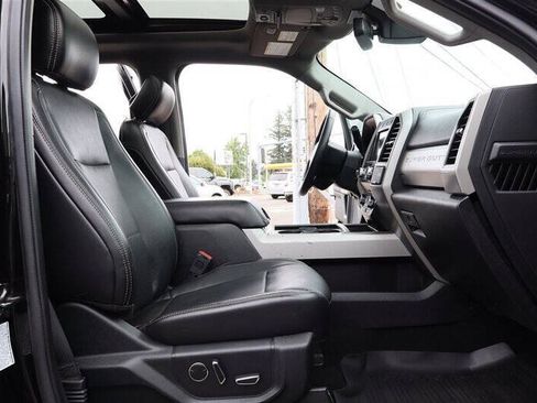 Used 2019 Ford F350 Lariat w/ Lariat Ultimate Package AWD/4WD image 31