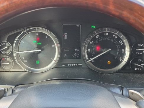 Used 2016 Lexus LX 570 4WD w/ Luxury Package image 25