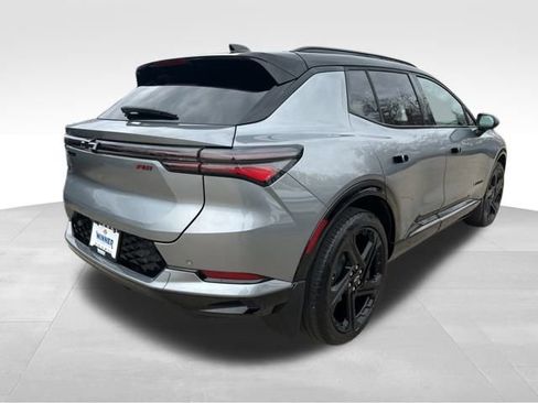 New 2026 Chevrolet Equinox EV RS image 5