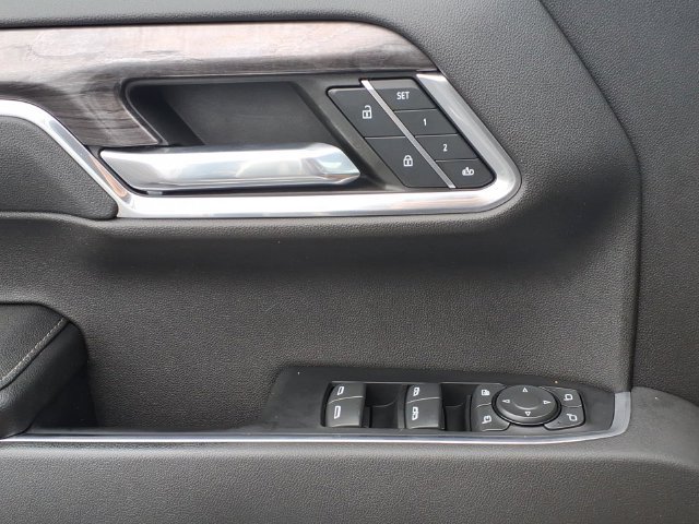 Used 2022 Chevrolet Silverado 1500 LTZ AWD/4WD image 16