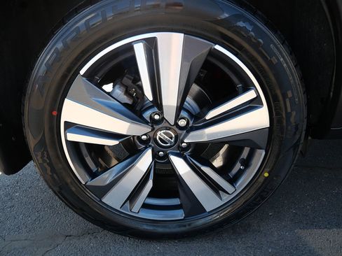Used 2021 Nissan Rogue SL AWD/4WD image 37
