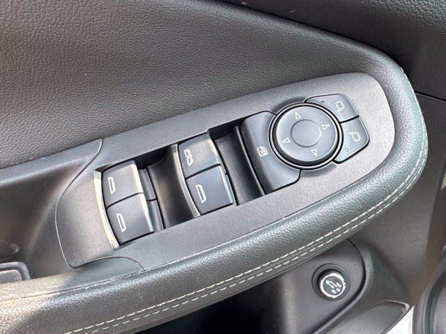 Used 2023 Buick Encore GX Essence w/ Experience Buick Package AWD/4WD image 9