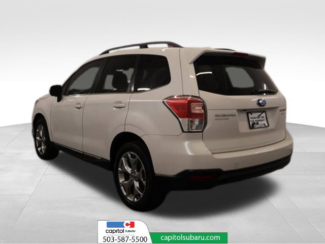 Used 2017 Subaru Forester 2.5i Touring AWD/4WD image 4