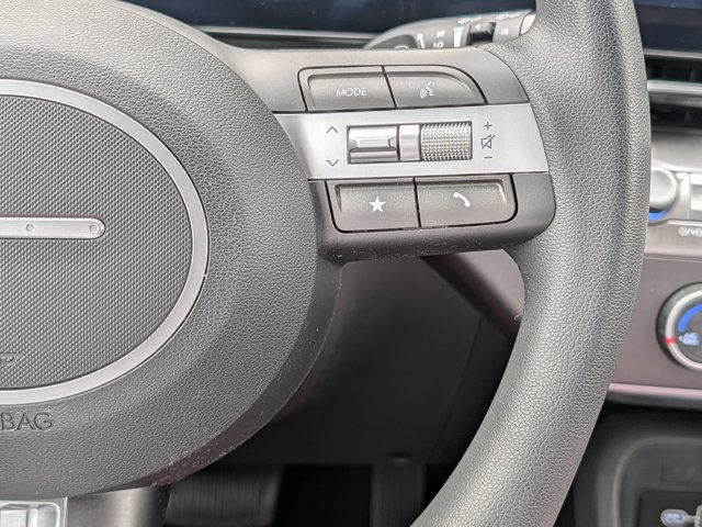 Used 2025 Hyundai Kona SE FWD image 22