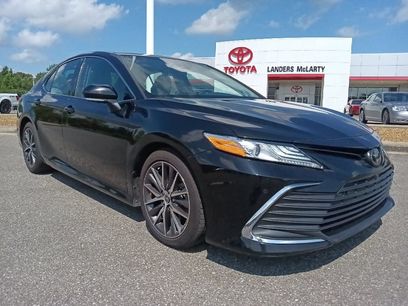 Used 2023 Toyota Camry XLE w/ Navigation Package