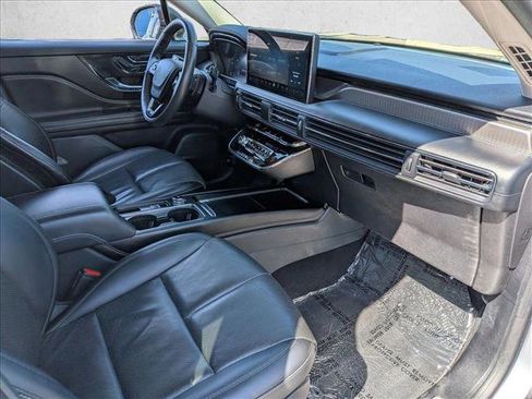 Used 2024 Lincoln Corsair Reserve w/ Equipment Group 201A image 21