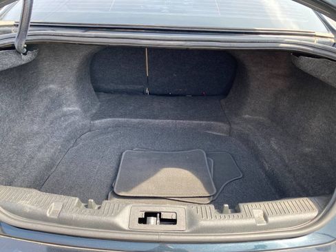 Used 2015 Ford Taurus SE FWD image 24