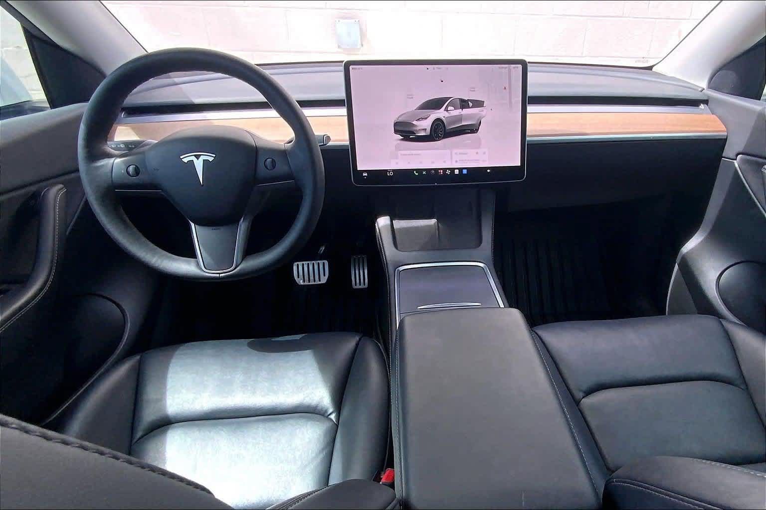 Used 2022 Tesla Model Y Performance AWD/4WD image 10
