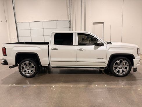 Used 2018 GMC Sierra 1500 Denali w/ Denali Ultimate Package image 4