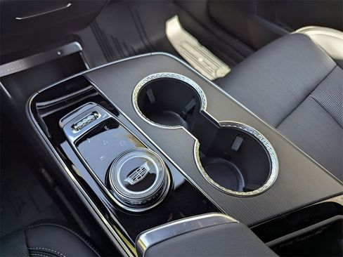 New 2026 Cadillac Lyriq Premium Luxury image 10