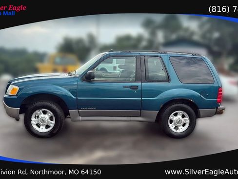 Used 2001 Ford Explorer Sport AWD/4WD image 2