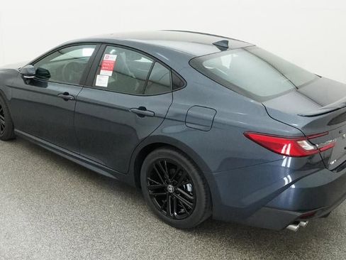 New 2026 Toyota Camry SE image 5