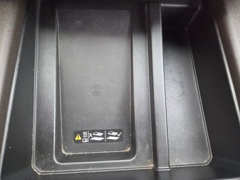 Used 2020 GMC Sierra 2500 SLT w/ SLT Premium Plus Package image 9