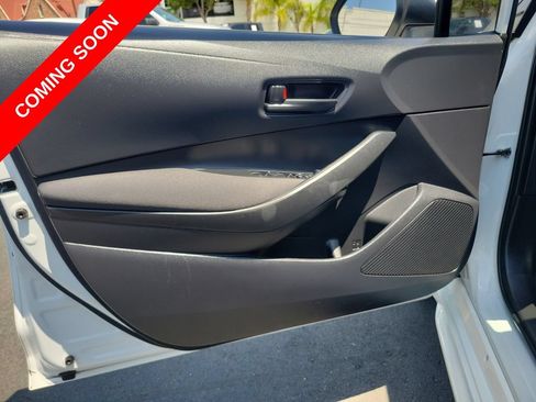 Used 2022 Toyota Corolla LE w/ Carpet Mat Package (TMS) FWD image 19