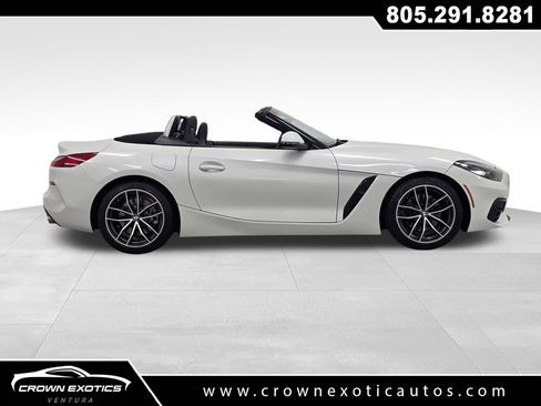 Used 2022 BMW Z4 sDrive30i w/ Driving Assistance Package RWD image 9
