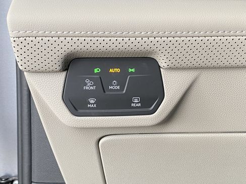 Certified 2026 Volkswagen Atlas SE AWD/4WD image 31