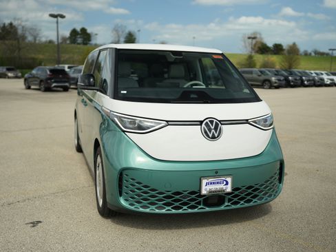 New 2025 Volkswagen ID. Buzz 1st Edition image 2