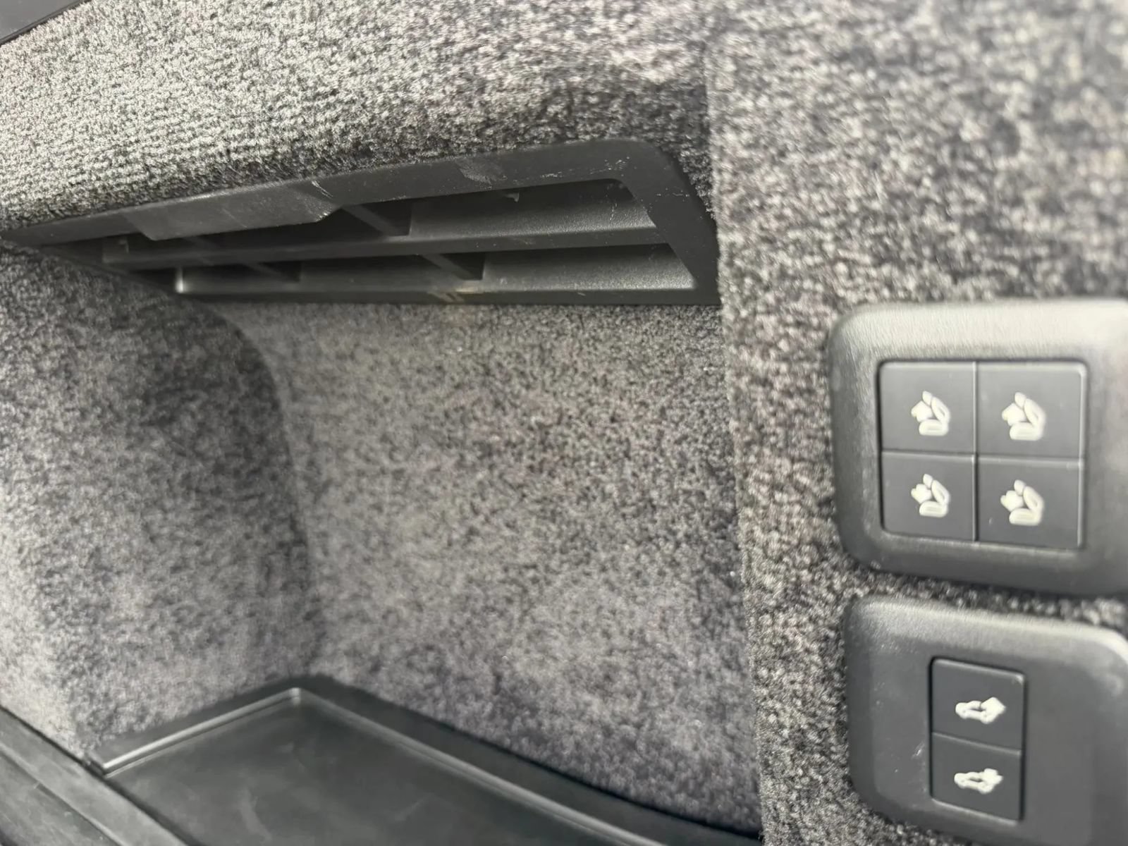 Used 2019 Land Rover Range Rover Supercharged AWD/4WD image 35