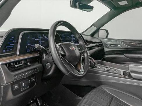 Used 2022 Cadillac Escalade ESV Sport Platinum AWD/4WD image 28