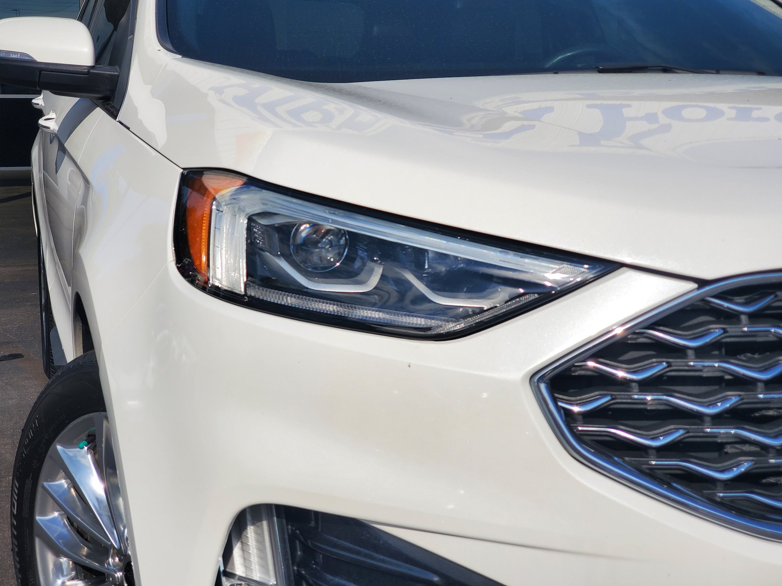 Used 2021 Ford Edge Titanium w/ Equipment Group 301A FWD image 6
