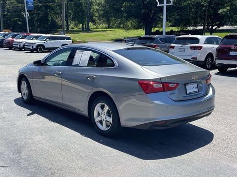 Used 2024 Chevrolet Malibu LT FWD image 5