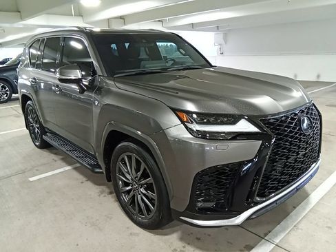 Used 2024 Lexus LX 600 F Sport AWD/4WD image 3