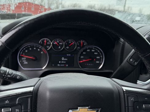 Used 2021 Chevrolet Silverado 1500 LT image 11