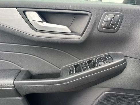 Used 2023 Ford Escape Platinum AWD/4WD image 17