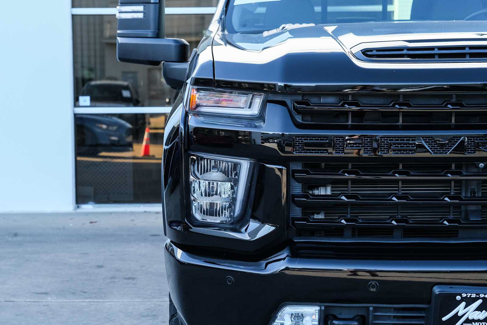 Used 2022 Chevrolet Silverado 2500 LTZ w/ LTZ Plus Package AWD/4WD image 5