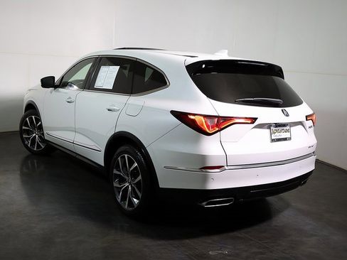 Certified 2023 Acura MDX SH-AWD w/ Technology Package image 2
