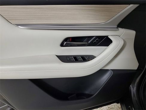 Used 2024 MAZDA CX-90 3.3 Turbo S w/ Premium Package image 19