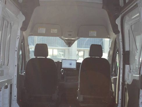 Used 2026 Ford Transit 250 148 High Roof RWD image 19