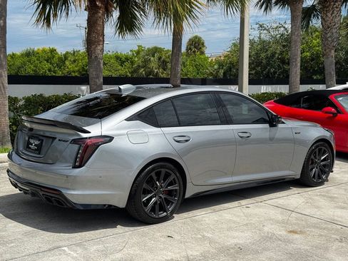 Used 2025 Cadillac CT5 V w/ Technology Package RWD image 8