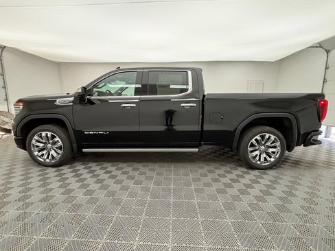 New 2026 GMC Sierra 1500 Denali w/ Denali Reserve Package AWD/4WD image 14