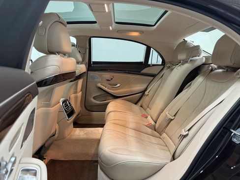 Used 2019 Mercedes-Benz S 560 4MATIC Sedan image 17