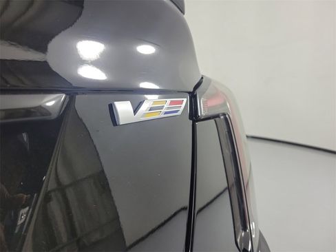 Certified 2024 Cadillac CT5 V w/ Premium Package image 5
