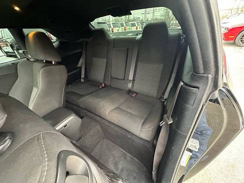 Used 2019 Dodge Challenger R/T image 14