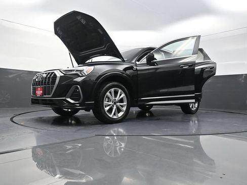 Used 2025 Audi Q3 2.0T Premium AWD/4WD image 41