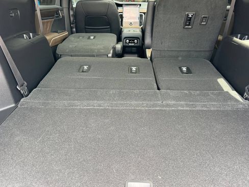 New 2026 GMC Acadia Denali Ultimate AWD/4WD image 13
