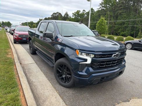 Used 2022 Chevrolet Silverado 1500 RST AWD/4WD image 7