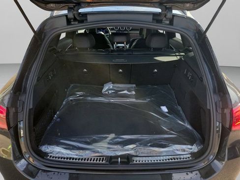 Certified 2026 Mercedes-Benz GLC 300 image 6