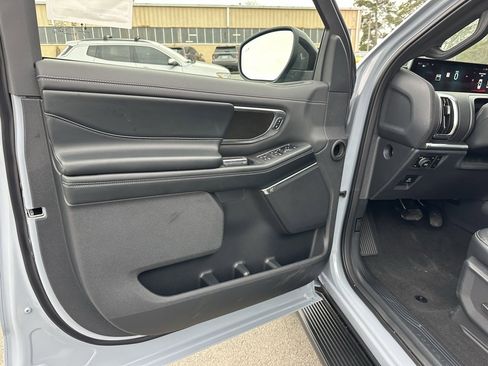 New 2026 Ford Expedition Platinum w/ Stealth Appearance Package image 14