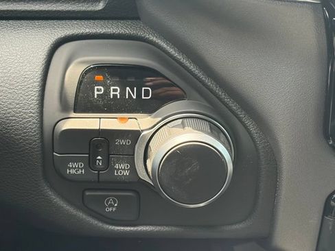 New 2026 RAM 1500 Express AWD/4WD image 24